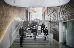 裝修辦公樓設(shè)計(jì)-百年老工廠改成辦公室